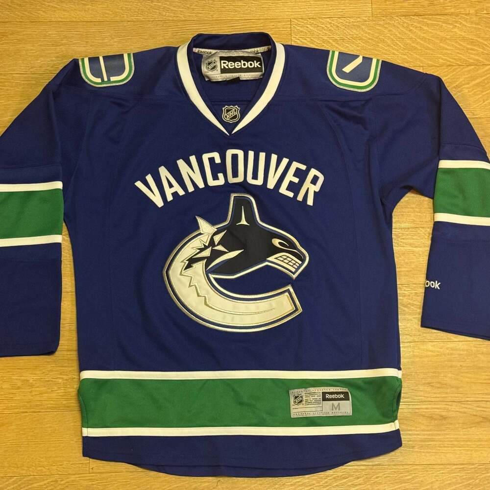 Reebok Vancouver Canucks NHL Hockey Jersey